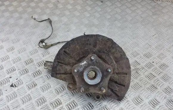 Suzuki Grand Vitara II Front wheel hub