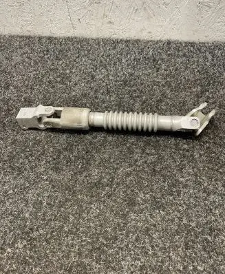 BMW 2 F44 Steering column universal joint 6872145