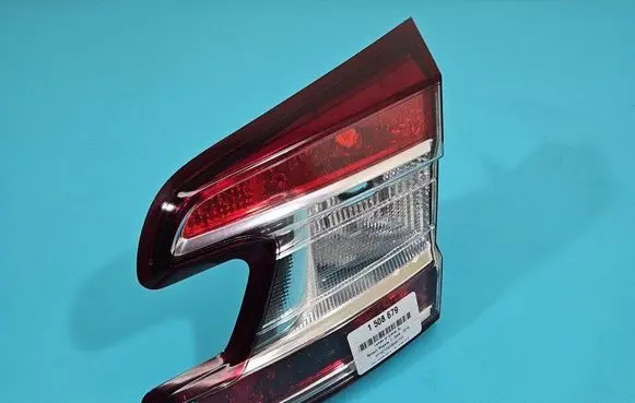 Rear/tail lights