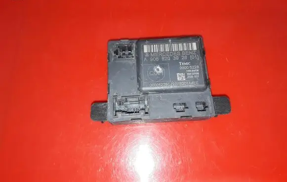 Volkswagen Crafter Door control unit/module A9068203926 00005228