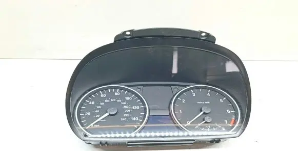 BMW 1 E82 E88 Speedometer (instrument cluster) 9187039