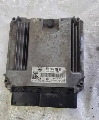 Volkswagen Touran I Engine control unit/module 03G906016HP 1039S08416 0281012361