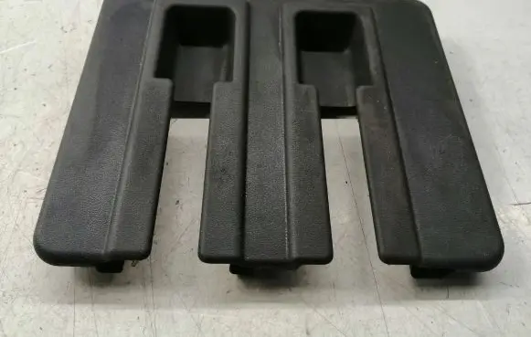 Toyota Verso Rear seat rail trim cover 721570F040B0 721570F040