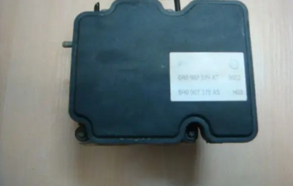 Volkswagen Polo V 6R ABS Pump 6R0907379AT