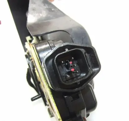 KIA Opirus Rear door lock