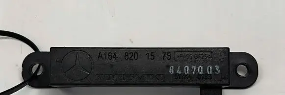 Mercedes-Benz S W221 Other engine bay part A1648201575