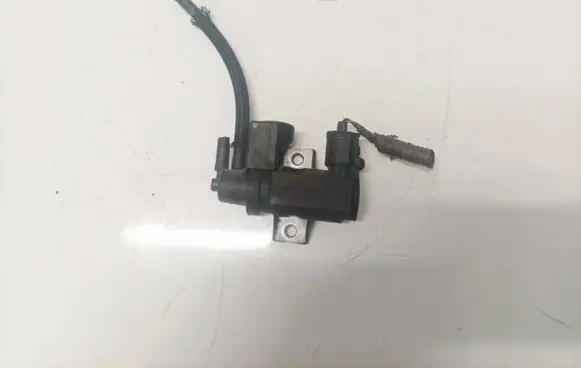 Toyota RAV 4 (XA30) Turbo solenoid valve 258190r011 25819-0r011