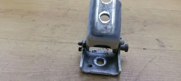 Peugeot 508 Front door upper hinge