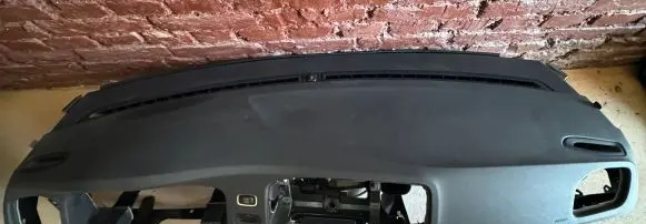Volvo S60 Dashboard