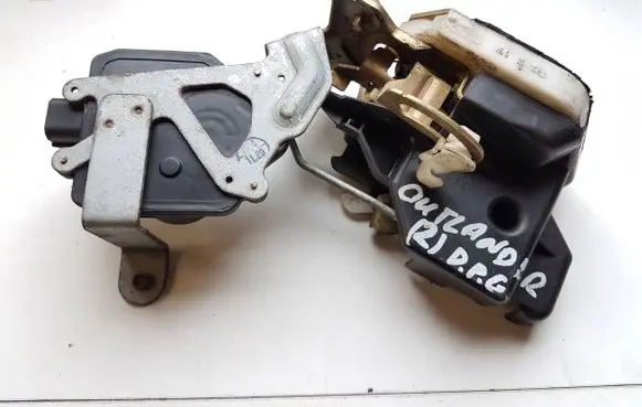 Mitsubishi Outlander Rear door lock 1015280120 MR349288