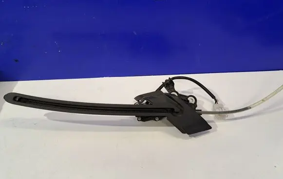 Mercedes-Benz E W212 Electric rear window sunshade cover A2128202942