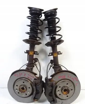 Nissan Qashqai Front wheel hub spindle knuckle