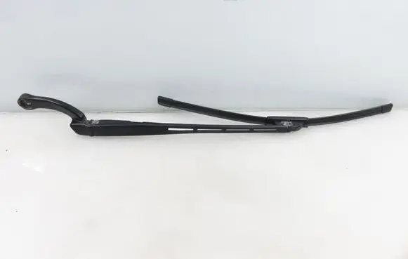 Opel Astra H Front wiper blade arm 8E1955407C