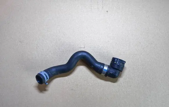 Volkswagen PASSAT B8 Engine coolant pipe/hose 5WA122157AB 5WA122291G