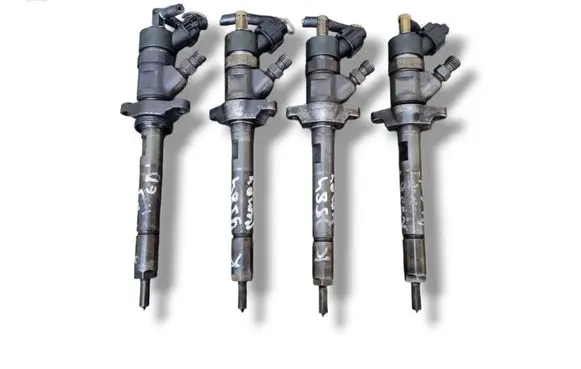 Citroen Jumpy Fuel injector 0445110239