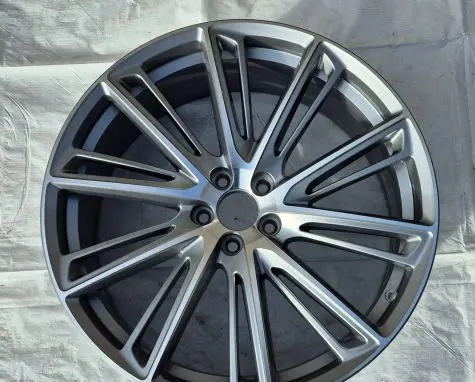 Volvo V90 Cross Country R21 alloy rim 32243980