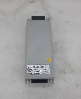 Volkswagen Touareg I Phone control unit/module 7L6035729E