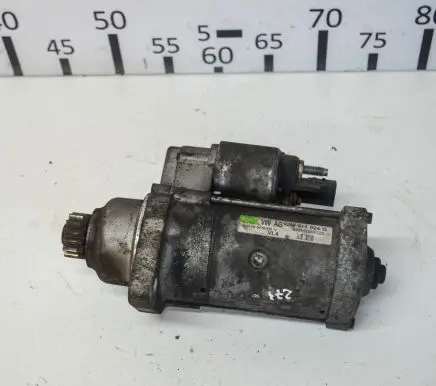 Audi A3 S3 8P Starter motor 02M911024G