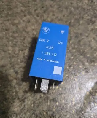 BMW 5 E39 Other relay 1383417