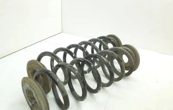 Volkswagen Touran I Rear coil spring