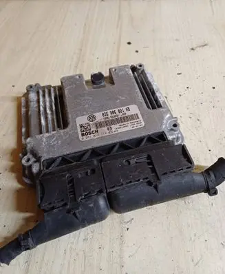 Volkswagen PASSAT B6 Engine control unit/module 03G906021AB 0281012119 1039S13003