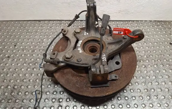 Renault Clio IV Front wheel hub spindle knuckle S25056026 400145894R
