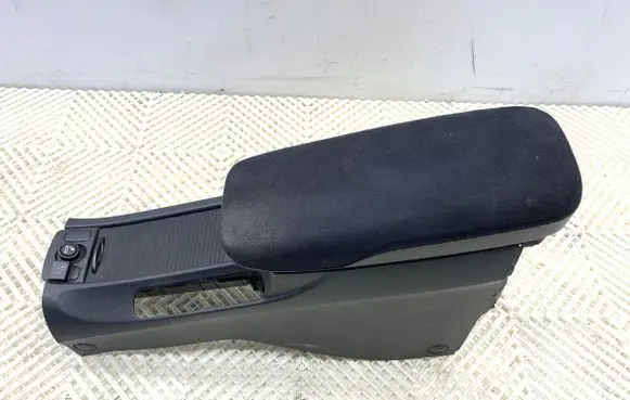 Honda Civic Center console 8340ASMG