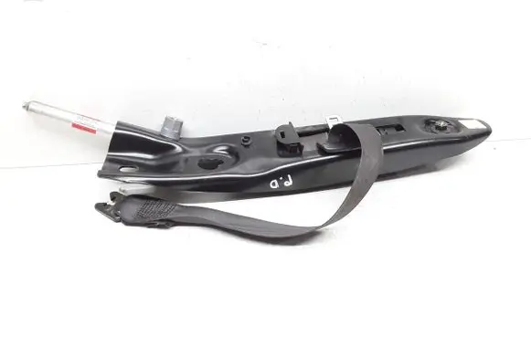 Volvo XC90 Front seatbelt 8619630