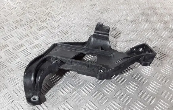 Mercedes-Benz S W222 Other engine bay part A2225450748