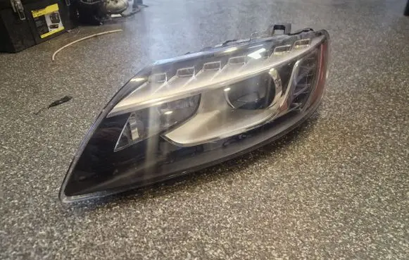 Audi Q7 4L Headlight/headlamp 4L0941003AK
