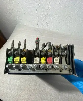 Volkswagen PASSAT B6 Fuse module 3C0937125 B3360777