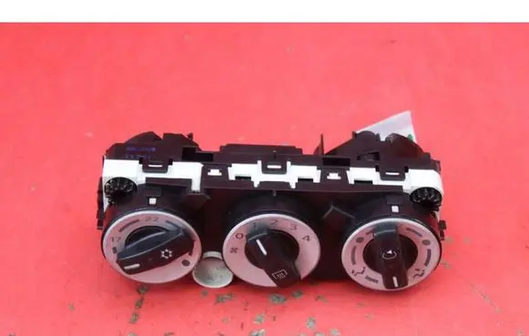 Mitsubishi Colt Climate control unit 69660071