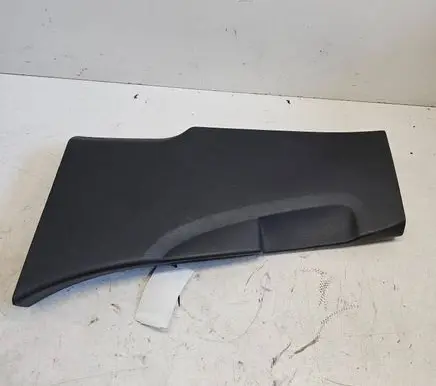 Audi Q7 4L (B) pillar trim (bottom) 
