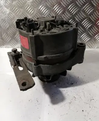 Volkswagen PASSAT B4 Generator/alternator
