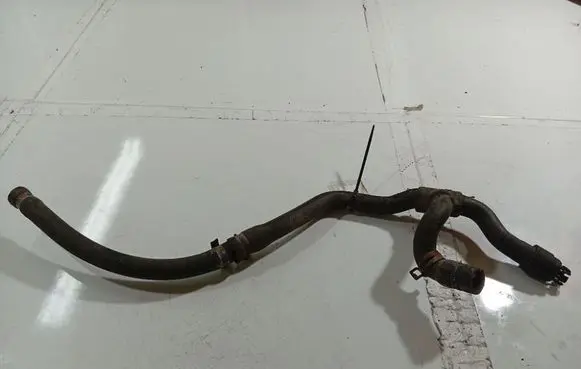 Opel Omega B2 Engine coolant pipe/hose 069591