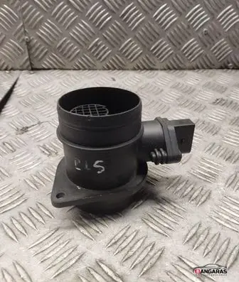 Volkswagen Golf V Mass air flow meter 038906461b