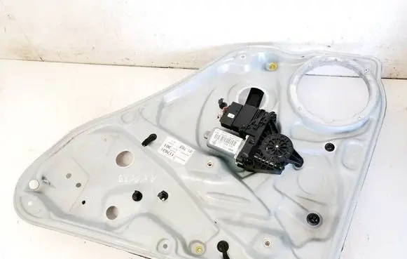 Volkswagen PASSAT B5.5 Front door electric window regulator 3b9839752bf 117631