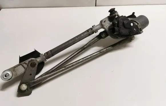 Subaru Outback (BS) Front wiper linkage and motor 86511AL02A
