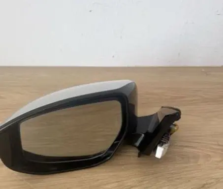 Nissan Altima Front door electric wing mirror 