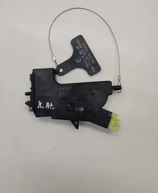 KIA Optima Fuel cap flap release cable 