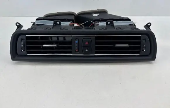 BMW 5 F10 F11 Dash center air vent grill 16828110 9209136 0778907