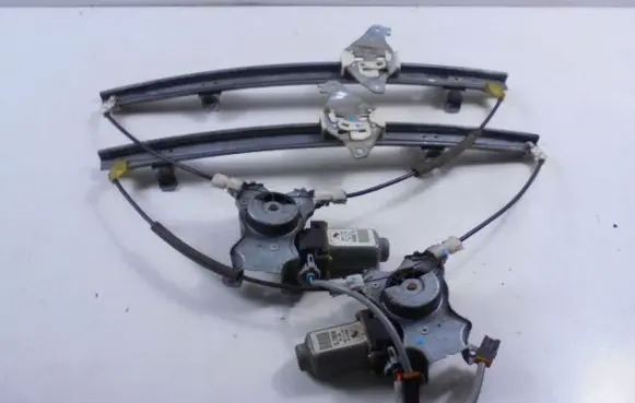 Nissan Almera Tino Front door window regulator with motor 400600