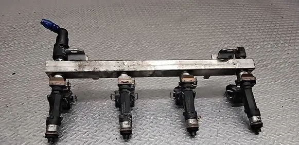 Opel Astra H Fuel injectors set 0280158501 0280151208
