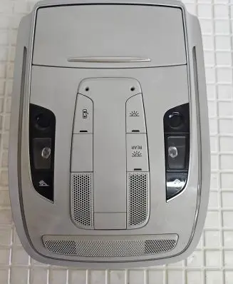 Audi A8 S8 D4 4H Front seat light 4H0947135A