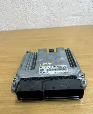 Volkswagen Golf VII Other devices 0281018498 D5940
