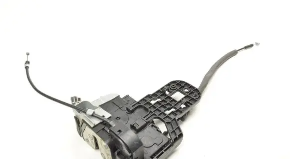 Hyundai ix20 Front door lock 813201K040