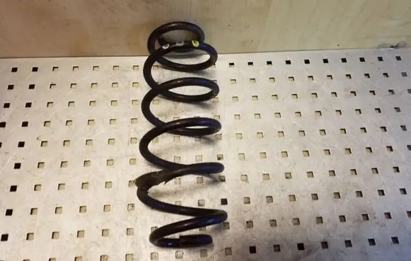 Audi A5 8T 8F Rear coil spring