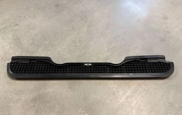 BMW 3 E36 Dashboard air vent grill cover trim 1977679