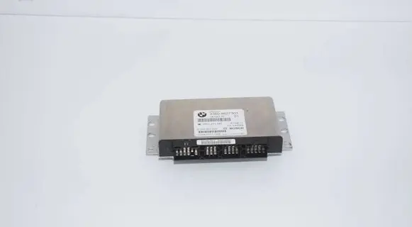 BMW X6M F86 Transfer box differential control unit 8627301 33608627301 8627300