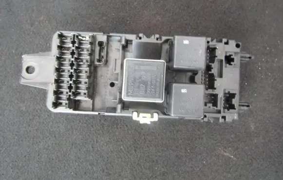 Mitsubishi Carisma Fuse box set mb963355